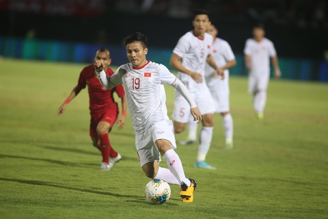 Báo Thái tiếc khi Quang Hải từ chối đến Thai-League - Ảnh 1. Báo Thái tiếc khi Quang Hải từ chối đến Thai-League - Ảnh 1.