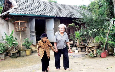 Sự thật sau những tác phẩm để đời - Kỳ 7: Đi tìm vợ chồng A Phủ - Ảnh 2. Sự thật sau những tác phẩm để đời - Kỳ 7: Đi tìm vợ chồng A Phủ - Ảnh 2.