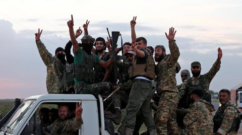 Vùng an toàn trong lãnh thổ Syria: Mỹ muốn 120km, Thổ đòi 440km - Ảnh 1. Vùng an toàn trong lãnh thổ Syria: Mỹ muốn 120km, Thổ đòi 440km - Ảnh 1.