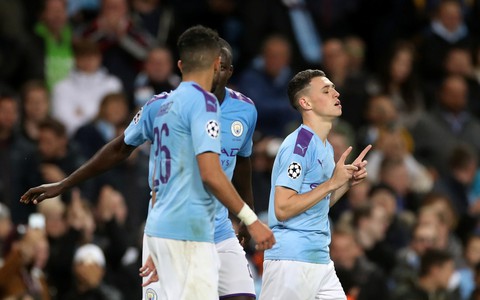 Sterling tỏa sáng, M.C khuất phục ‘ngựa ô’ Dinamo Zagreb - Ảnh 2. Sterling tỏa sáng, M.C khuất phục ‘ngựa ô’ Dinamo Zagreb - Ảnh 2.