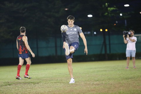 Nhà vô địch World Cup Rugby đến Việt Nam tìm nguồn cội - Ảnh 6. Nhà vô địch World Cup Rugby đến Việt Nam tìm nguồn cội - Ảnh 6.