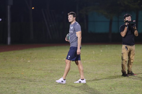Nhà vô địch World Cup Rugby đến Việt Nam tìm nguồn cội - Ảnh 11. Nhà vô địch World Cup Rugby đến Việt Nam tìm nguồn cội - Ảnh 11.