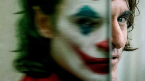 Joker: Tác phẩm điện ảnh choáng ngợp và vai diễn vĩ đại - Ảnh 7. Joker: Tác phẩm điện ảnh choáng ngợp và vai diễn vĩ đại - Ảnh 7.