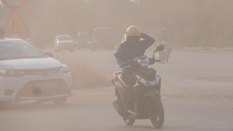 Biết trước ô nhiễm không khí, sao không phát cảnh báo mà đợi tới 3 tuần? - Ảnh 1. Biết trước ô nhiễm không khí, sao không phát cảnh báo mà đợi tới 3 tuần? - Ảnh 1.