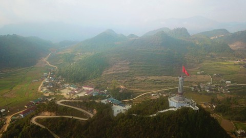 Khu du lịch ở Lũng Cú: Bộ Văn hóa không khuyến khích làm du lịch tâm linh - Ảnh 6. Khu du lịch ở Lũng Cú: Bộ Văn hóa không khuyến khích làm du lịch tâm linh - Ảnh 6.