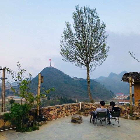 Phá núi xây khu du lịch tâm linh nơi cột cờ Lũng Cú - Ảnh 11. Phá núi xây khu du lịch tâm linh nơi cột cờ Lũng Cú - Ảnh 11.