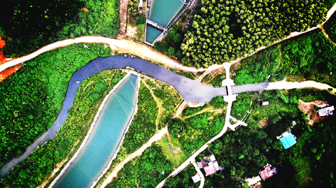 Dựa vào dân để bảo vệ nguồn nước - Ảnh 3. Dựa vào dân để bảo vệ nguồn nước - Ảnh 3.