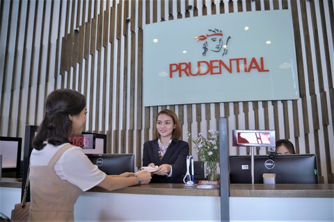 Prudential Việt Nam ra mắt sản phẩm bảo hiểm liên kết chung - Ảnh 1. Prudential Việt Nam ra mắt sản phẩm bảo hiểm liên kết chung - Ảnh 1.