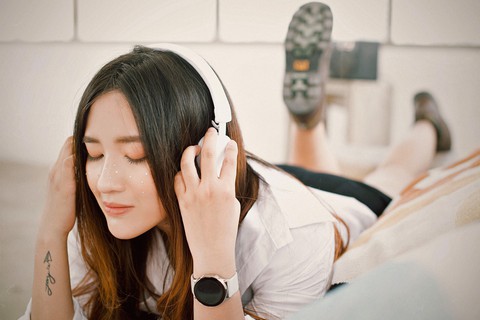 Không phải Hương Ly, Huỳnh Thanh Thảo mới là nữ nhân cover ‘chất’ nhất - Ảnh 1. Không phải Hương Ly, Huỳnh Thanh Thảo mới là nữ nhân cover ‘chất’ nhất - Ảnh 1.