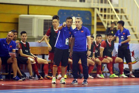 Futsal Việt Nam hòa Indonesia ở giải Đông Nam Á 2019 - Ảnh 4. Futsal Việt Nam hòa Indonesia ở giải Đông Nam Á 2019 - Ảnh 4.