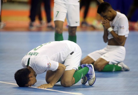 Futsal Việt Nam hòa Indonesia ở giải Đông Nam Á 2019 - Ảnh 5. Futsal Việt Nam hòa Indonesia ở giải Đông Nam Á 2019 - Ảnh 5.