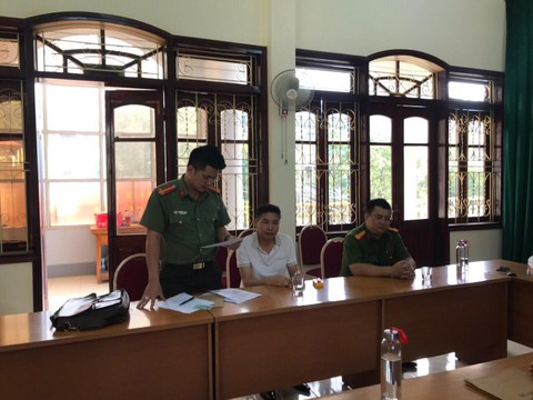 Khởi tố tội đưa nhận hối lộ gian lận thi cử, bắt tạm giam ông Trần Xuân Yến - Ảnh 1. Khởi tố tội đưa nhận hối lộ gian lận thi cử, bắt tạm giam ông Trần Xuân Yến - Ảnh 1.