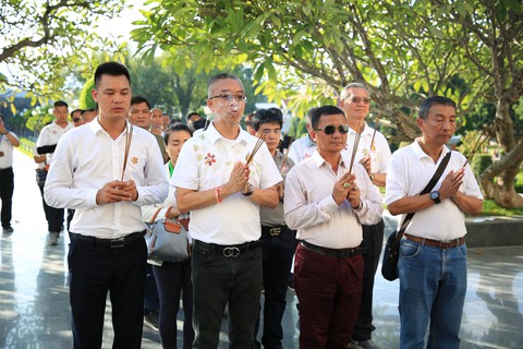 Hành hương Phật giáo 5 nước dọc sông Mekong đến Điện Biên, lan toả lòng nhân ái - Ảnh 6. Hành hương Phật giáo 5 nước dọc sông Mekong đến Điện Biên, lan toả lòng nhân ái - Ảnh 6.