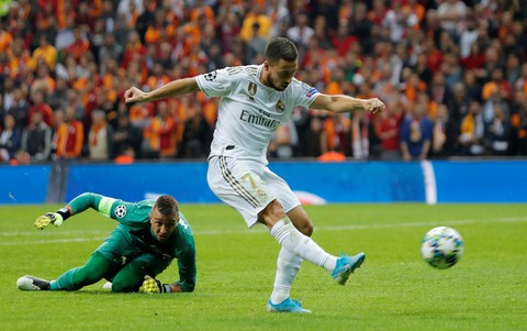 Phung phí cơ hội, Real Madrid chỉ thắng sát nút Galatasaray - Ảnh 2. Phung phí cơ hội, Real Madrid chỉ thắng sát nút Galatasaray - Ảnh 2.
