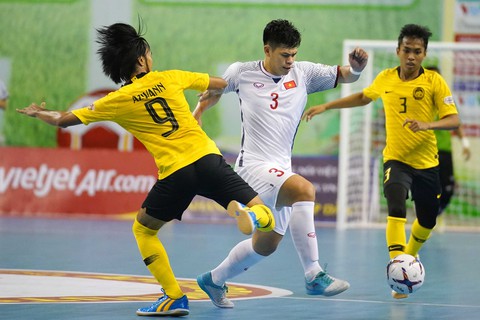 Việt Nam gặp Thái Lan ở bán kết futsal Đông Nam Á 2019 - Ảnh 1. Việt Nam gặp Thái Lan ở bán kết futsal Đông Nam Á 2019 - Ảnh 1.