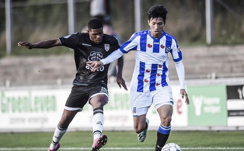 CLB Heerenveen khen ngợi Văn Hậu sau màn trình diễn ấn tượng cùng Jong Heerenveen - Ảnh 1. CLB Heerenveen khen ngợi Văn Hậu sau màn trình diễn ấn tượng cùng Jong Heerenveen - Ảnh 1.