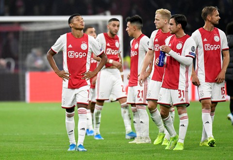 Batshuayi giúp Chelsea hạ Ajax ở phút cuối - Ảnh 2. Batshuayi giúp Chelsea hạ Ajax ở phút cuối - Ảnh 2.
