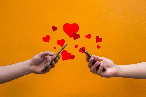 Muốn thoát ế, phải hôn rất nhiều ếch trước khi gặp hoàng tử cóc - Ảnh 2. Muốn thoát ế, phải hôn rất nhiều ếch trước khi gặp hoàng tử cóc - Ảnh 2.