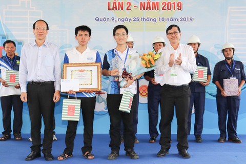 Trao danh hiệu Bàn tay vàng ngành cấp nước TP.HCM 2019 - Ảnh 1. Trao danh hiệu Bàn tay vàng ngành cấp nước TP.HCM 2019 - Ảnh 1.