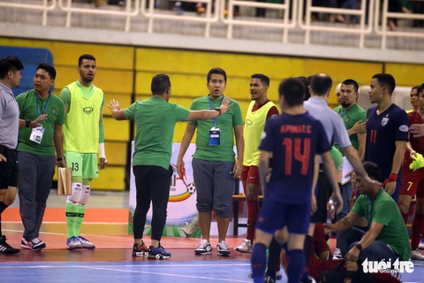 Thái Lan vô địch futsal Đông Nam Á 2019 sau trận chung kết suýt có đánh nhau - Ảnh 3. Thái Lan vô địch futsal Đông Nam Á 2019 sau trận chung kết suýt có đánh nhau - Ảnh 3.