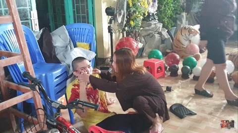 Truy tìm nhóm người lùng sục tịnh thất Bồng Lai để đòi công bằng? - Ảnh 2. Truy tìm nhóm người lùng sục tịnh thất Bồng Lai để đòi công bằng? - Ảnh 2.