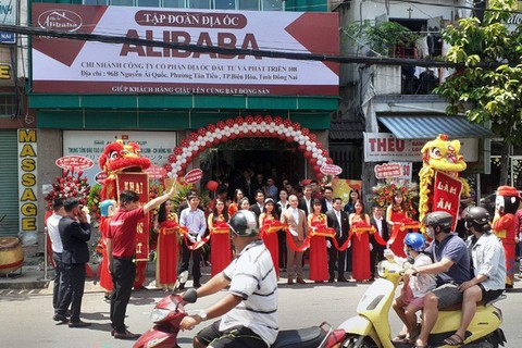 Lừa đảo gia tăng, Thủ tướng yêu cầu ngăn chặn, xử nghiêm - Ảnh 1. Lừa đảo gia tăng, Thủ tướng yêu cầu ngăn chặn, xử nghiêm - Ảnh 1.