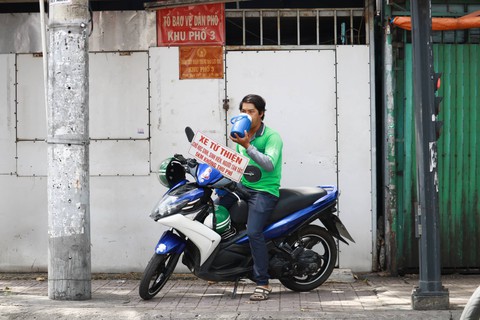 Thằng hâm chạy Grab miễn phí khắp Sài Gòn - Ảnh 4. Thằng hâm chạy Grab miễn phí khắp Sài Gòn - Ảnh 4.