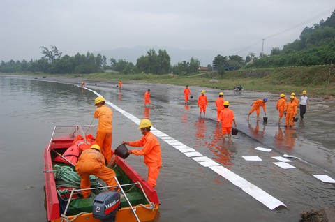 Đà Nẵng có nên đầu tư cảng Liên Chiểu? - Ảnh 1. Đà Nẵng có nên đầu tư cảng Liên Chiểu? - Ảnh 1.