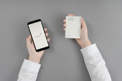 Mẫu ‘điện thoại’ mới nhất của Google chỉ là một tờ giấy - Ảnh 1. Mẫu ‘điện thoại’ mới nhất của Google chỉ là một tờ giấy - Ảnh 1.