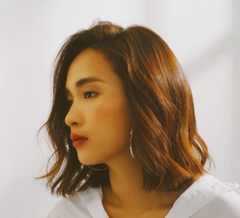 Mừng sinh nhật Mai Diễm Phương, Ái Phương hát Tịch dương chi ca - Ảnh 3. Mừng sinh nhật Mai Diễm Phương, Ái Phương hát Tịch dương chi ca - Ảnh 3.