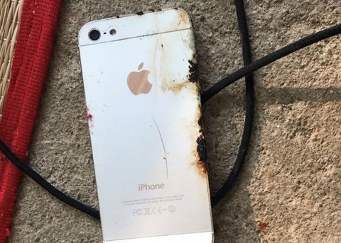 Điện thoại iPhone nổ lúc sạc, một người chết ở Lâm Đồng - Ảnh 1. Điện thoại iPhone nổ lúc sạc, một người chết ở Lâm Đồng - Ảnh 1.