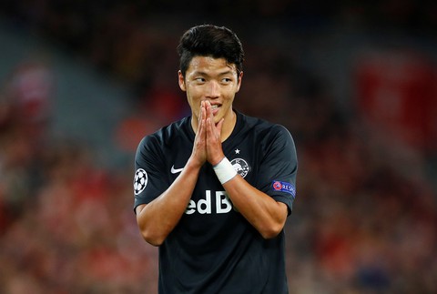 Khoảnh khắc ngôi sao châu Á lừa Van Dijk rồi ghi bàn tại Champions League - Ảnh 9. Khoảnh khắc ngôi sao châu Á lừa Van Dijk rồi ghi bàn tại Champions League - Ảnh 9.