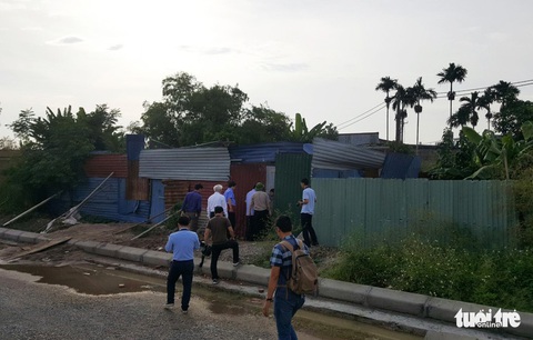 Chủ tịch Hải Phòng chỉ đạo nóng vụ giang hồ cướp đất - Ảnh 2. Chủ tịch Hải Phòng chỉ đạo nóng vụ giang hồ cướp đất - Ảnh 2.