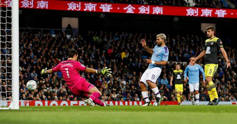 Aguero lập cú đúp, M.C hạ Southampton vào tứ kết Cúp Liên đoàn - Ảnh 3. Aguero lập cú đúp, M.C hạ Southampton vào tứ kết Cúp Liên đoàn - Ảnh 3.