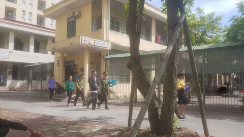 Bắt tạm giam 3 bác sĩ đều là trưởng khoa Bệnh viện Tâm thần - Ảnh 2. Bắt tạm giam 3 bác sĩ đều là trưởng khoa Bệnh viện Tâm thần - Ảnh 2.