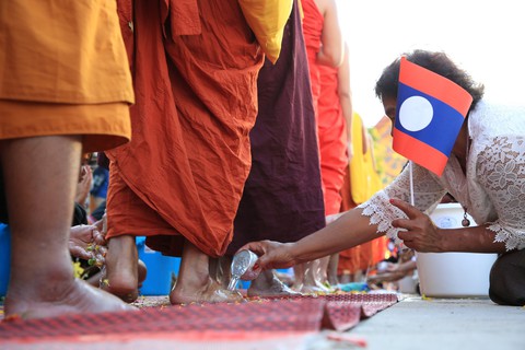 Hành hương Phật giáo 5 nước Mekong: Nơi đâu người dân cũng mỉm cười - Ảnh 11. Hành hương Phật giáo 5 nước Mekong: Nơi đâu người dân cũng mỉm cười - Ảnh 11.