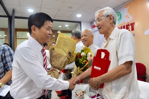 Người Việt hạnh phúc vì được ăn phở mỗi ngày - Ảnh 5. Người Việt hạnh phúc vì được ăn phở mỗi ngày - Ảnh 5.