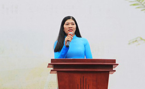 Trường THPT chuyên Lê Hồng Phong TP.HCM có hiệu trưởng mới - Ảnh 1. Trường THPT chuyên Lê Hồng Phong TP.HCM có hiệu trưởng mới - Ảnh 1.