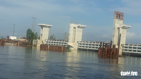 Xả lũ đập tràn Trà Sư đưa phù sa vào ruộng ĐBSCL - Ảnh 3. Xả lũ đập tràn Trà Sư đưa phù sa vào ruộng ĐBSCL - Ảnh 3.