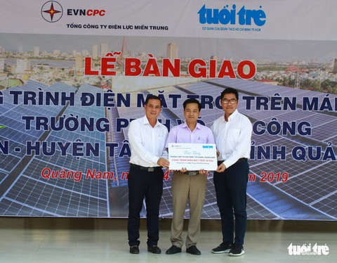 Thêm 2 trường học miền núi Quảng Nam có điện mặt trời - Ảnh 1. Thêm 2 trường học miền núi Quảng Nam có điện mặt trời - Ảnh 1.