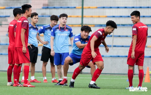 Tuyển Việt Nam được nghỉ ngơi, đàn em U22 vẫn rèn quân - Ảnh 12. Tuyển Việt Nam được nghỉ ngơi, đàn em U22 vẫn rèn quân - Ảnh 12.