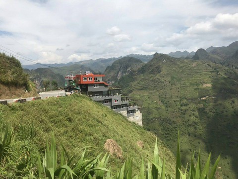 Chuyên gia UNESCO khuyến nghị xây điểm dừng chân trên Mã Pì Lèng? - Ảnh 1. Chuyên gia UNESCO khuyến nghị xây điểm dừng chân trên Mã Pì Lèng? - Ảnh 1.