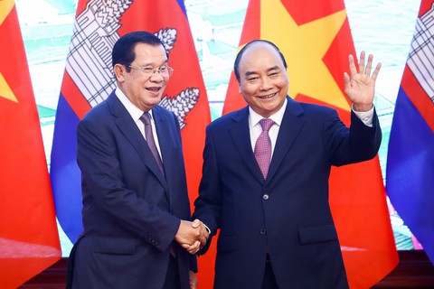 Việt Nam, Campuchia nhất trí xử lý vấn đề Biển Đông dựa trên UNCLOS - Ảnh 1. Việt Nam, Campuchia nhất trí xử lý vấn đề Biển Đông dựa trên UNCLOS - Ảnh 1.