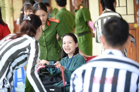 Ánh sáng Trà My ở trại giam - Ảnh 2. Ánh sáng Trà My ở trại giam - Ảnh 2.