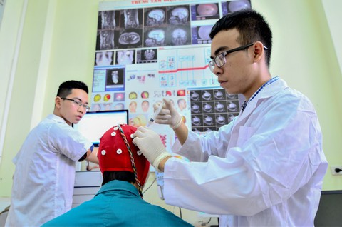 Bộ GD-ĐT: Bỏ xếp loại trên bằng tốt nghiệp đại học phù hợp với thế giới - Ảnh 1. Bộ GD-ĐT: Bỏ xếp loại trên bằng tốt nghiệp đại học phù hợp với thế giới - Ảnh 1.