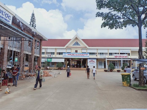 Nhân viên hợp đồng được bổ nhiệm làm lãnh đạo 3 phòng - Ảnh 1. Nhân viên hợp đồng được bổ nhiệm làm lãnh đạo 3 phòng - Ảnh 1.