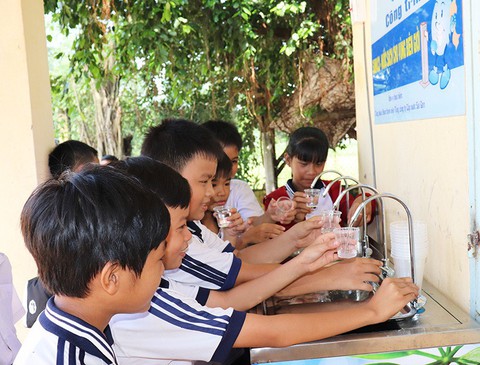 Khánh thành công trình Sawaco - Nước sạch cho vùng biên giới - Ảnh 1. Khánh thành công trình Sawaco - Nước sạch cho vùng biên giới - Ảnh 1.