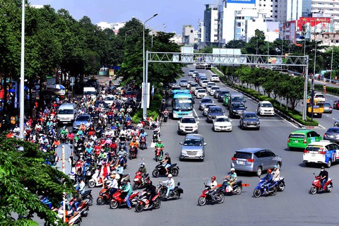 Sửa đường Nguyễn Hữu Cảnh: khó tránh cảnh kẹt xe trầm trọng - Ảnh 1. Sửa đường Nguyễn Hữu Cảnh: khó tránh cảnh kẹt xe trầm trọng - Ảnh 1.