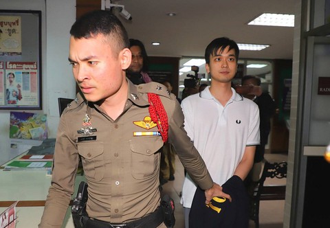 Thanh niên Thái bị bắt vì mạo phạm hoàng gia trên mạng xã hội - Ảnh 1. Thanh niên Thái bị bắt vì mạo phạm hoàng gia trên mạng xã hội - Ảnh 1.