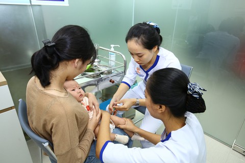 VNVC ra mắt trung tâm tiêm chủng thứ 13 tại Phú Thọ - Ảnh 1. VNVC ra mắt trung tâm tiêm chủng thứ 13 tại Phú Thọ - Ảnh 1.